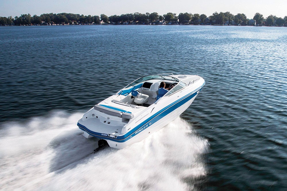 Rinker 236 CC - Blues Yachting