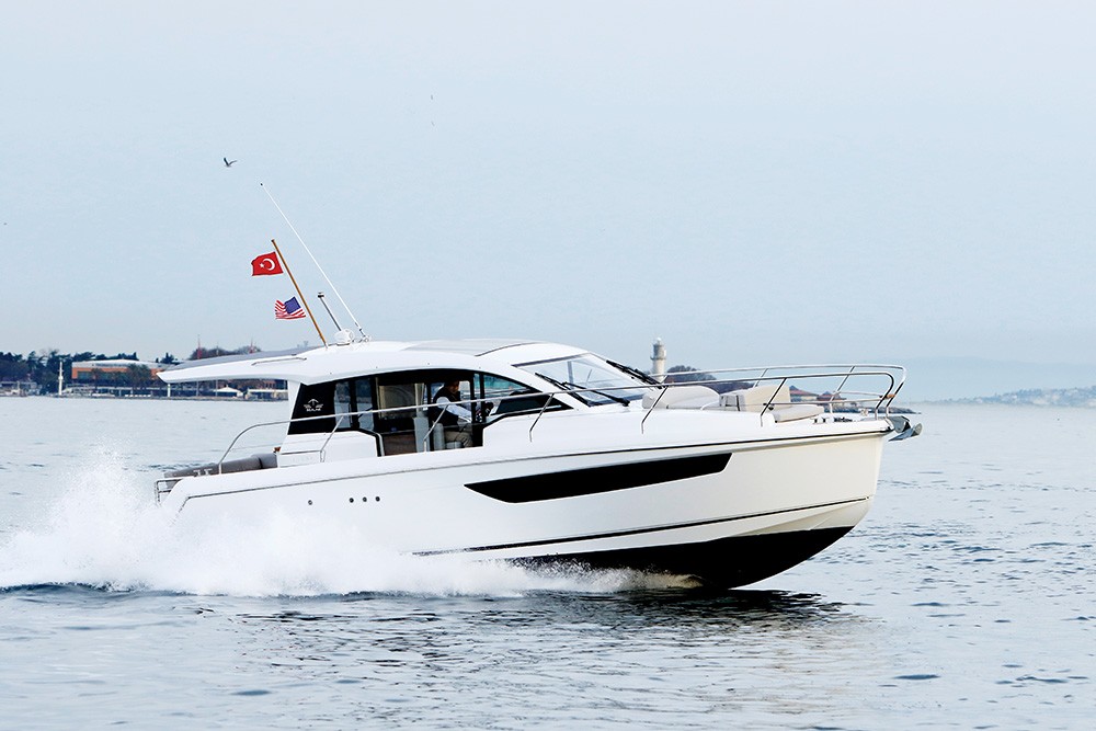 Sealine 330 - Aqua Motor