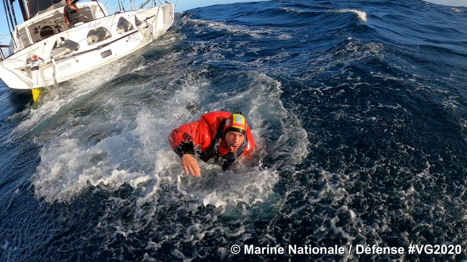 Film tadında kurtarmalarla Vendee Globe