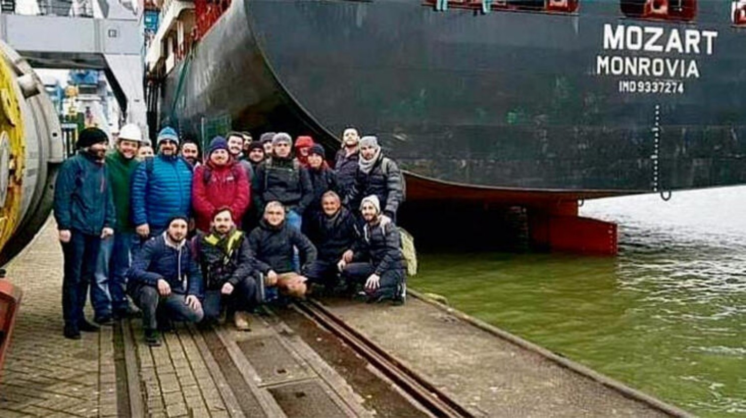 Gemiye korsan saldırısı