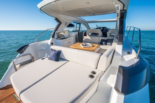 Beneteau Gran Turismo 41 - Güneşlenme alanı