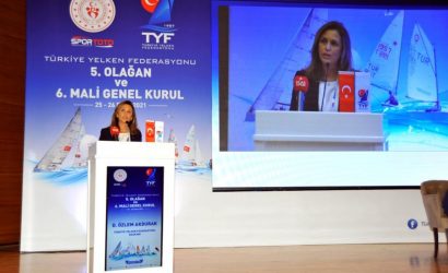 Özlem Akdurak yeniden TYF Başkanı