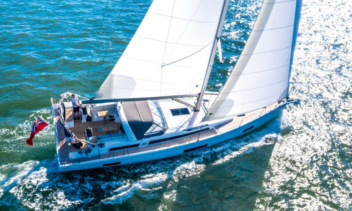 Oceanis Yacht 54
