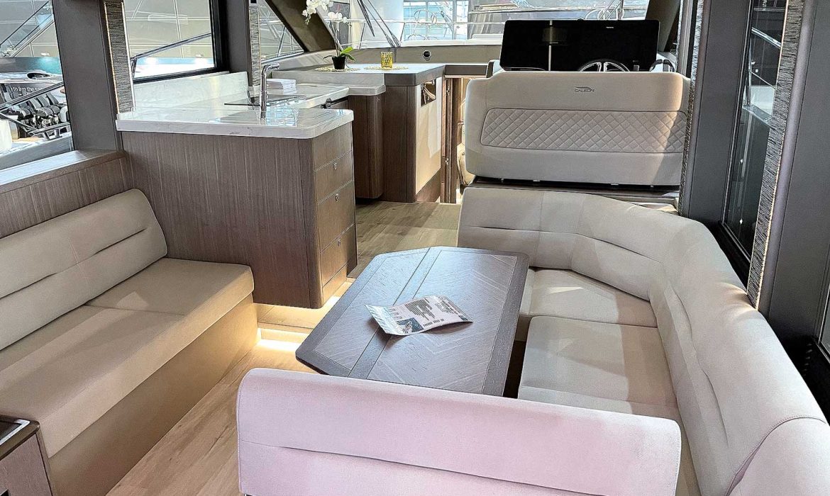 Galeon 440 Fly - Salon