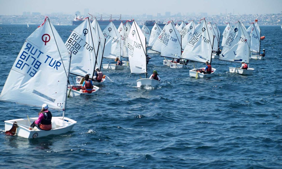 Genç yelkenciler İstanbul’da buluşuyor