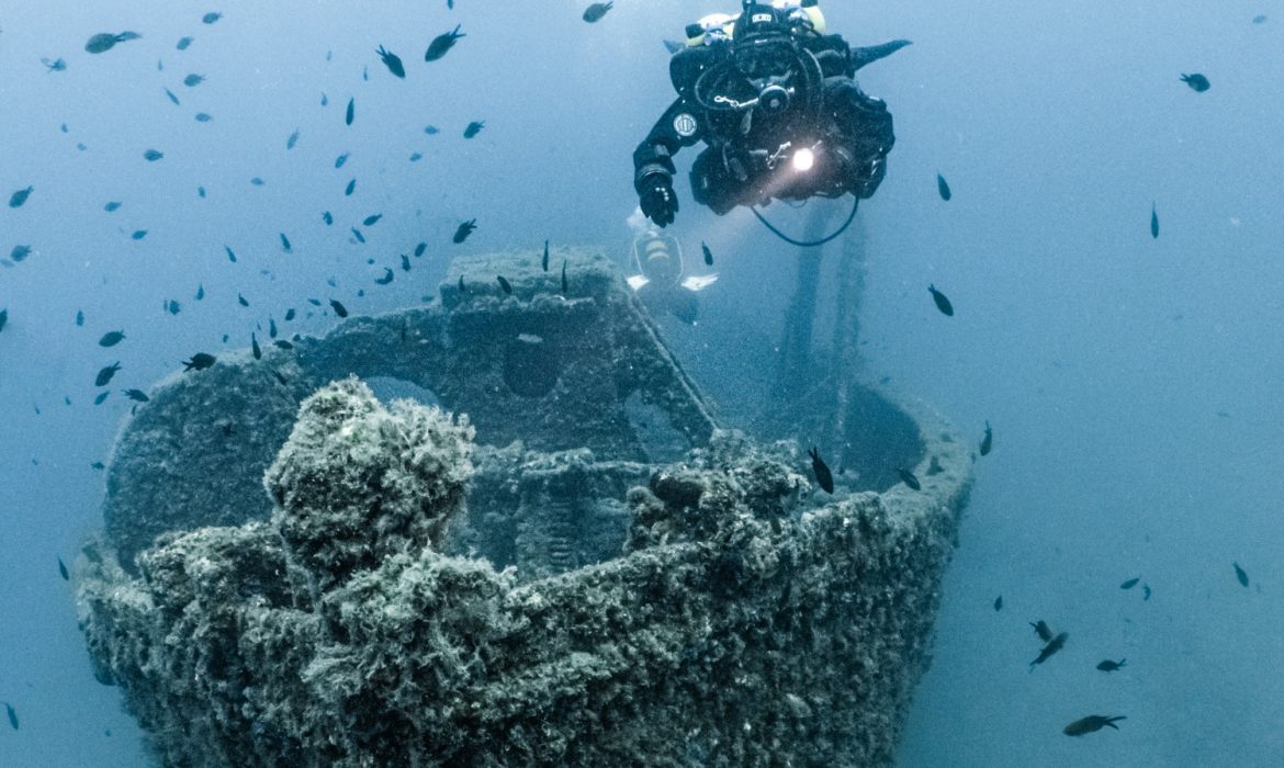 Derin Miras savaş gemisi batıklarını koruyacak
